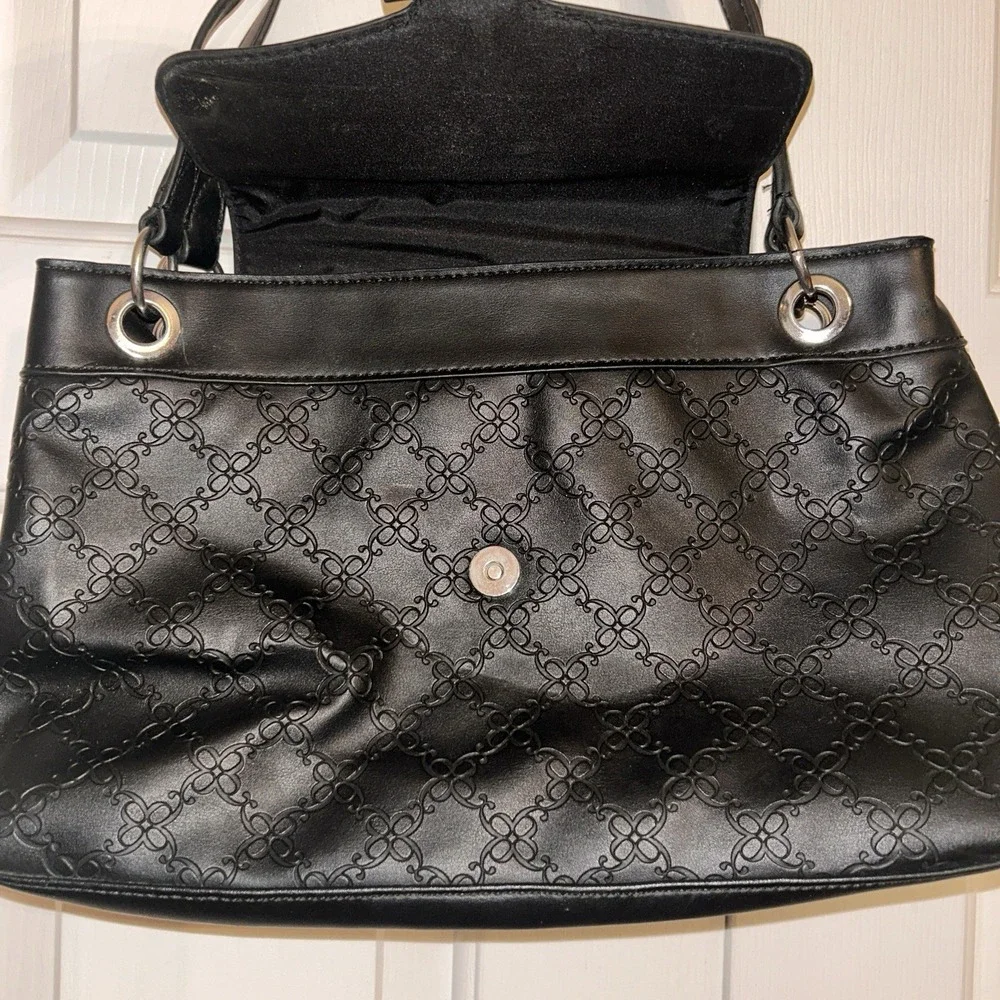 Nine West Leisha‎ Black Purse Double Strap Silver Medium Embossed